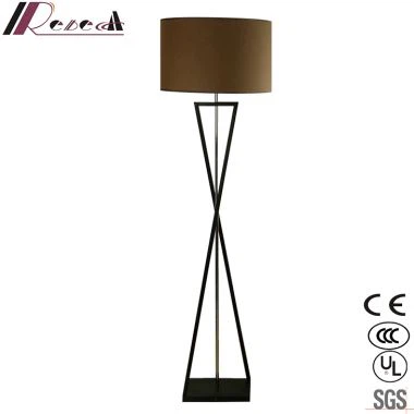 Retro západní černé jednoduché zastřešující skleněné podlahové lampy s obývacím pokojem